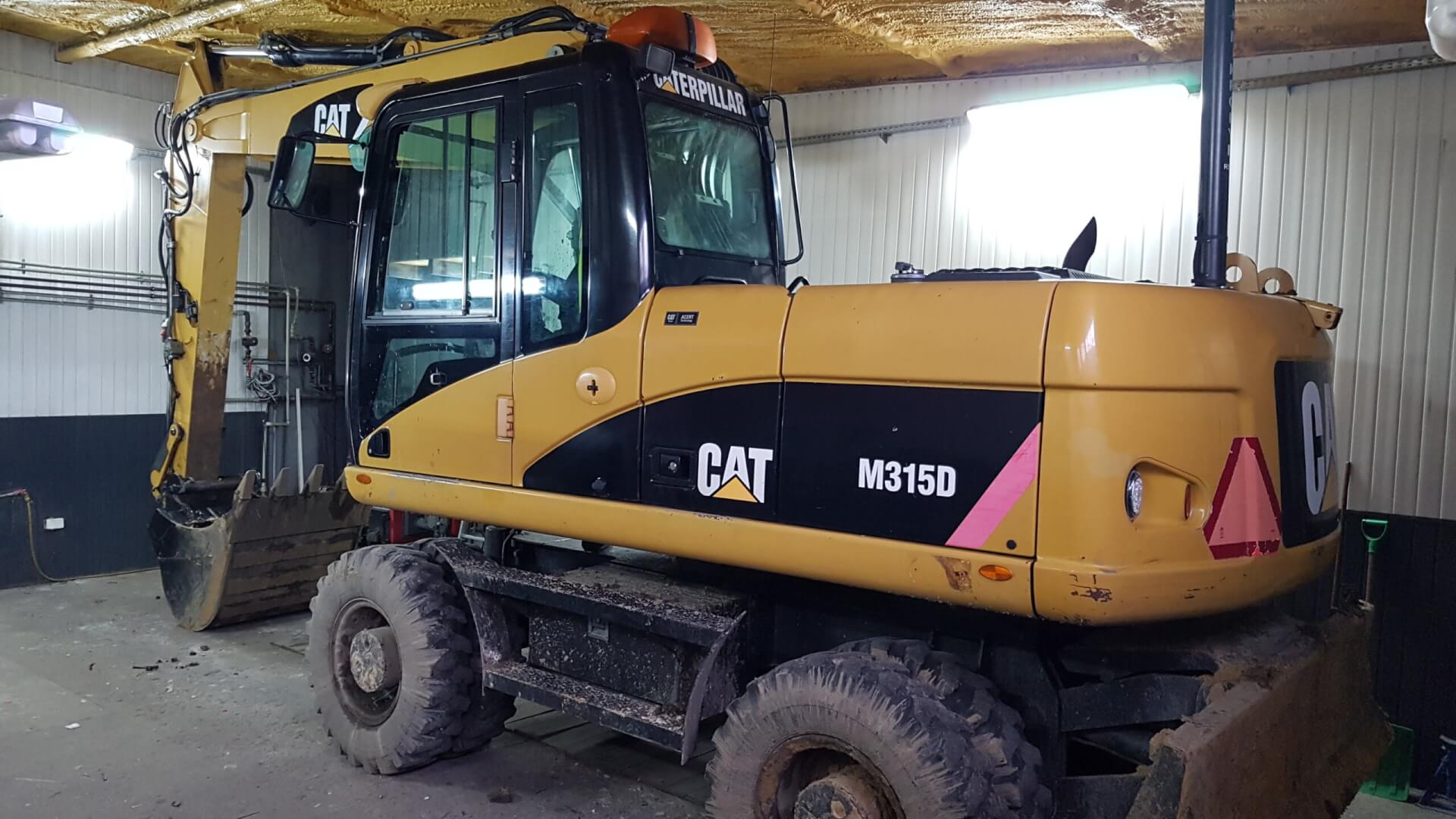 You are currently viewing CAT M315D