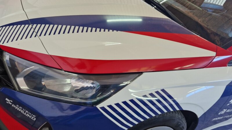 i20
